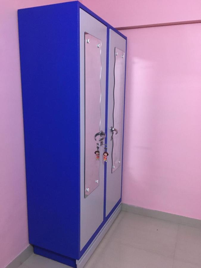 Galaxy Apartment Mumbai Bagian luar foto