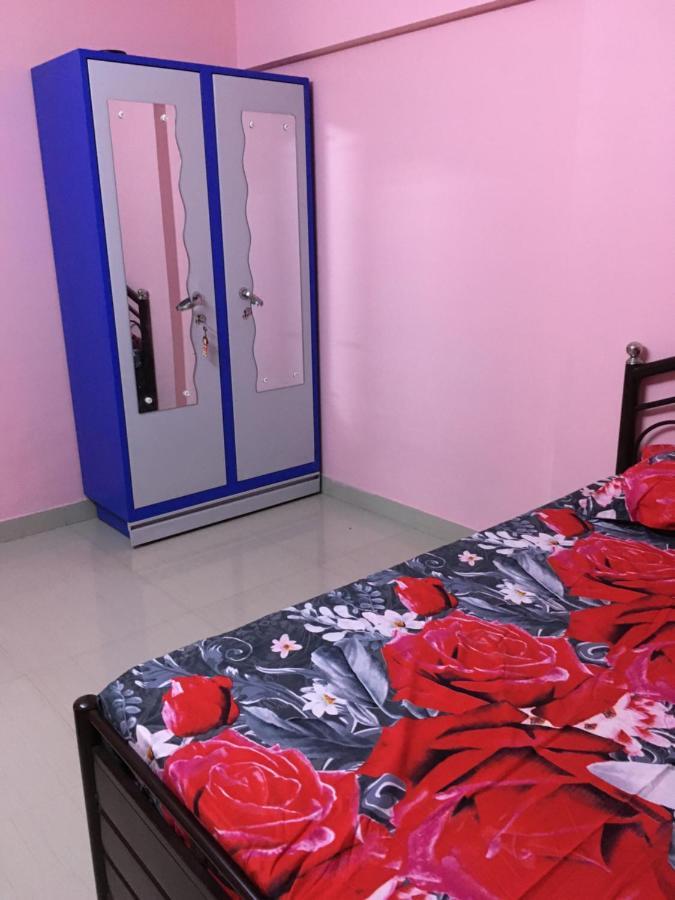 Galaxy Apartment Mumbai Bagian luar foto